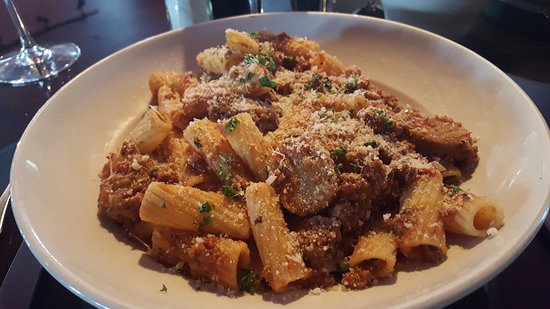 Rigatoni Bolognese