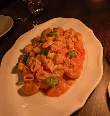 SPICY VODKA RIGATONI