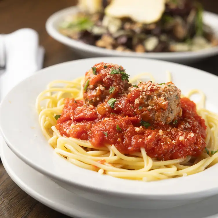 Spaghetti & Meatballs