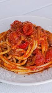 Bucatini All'Amatriciana Pasta