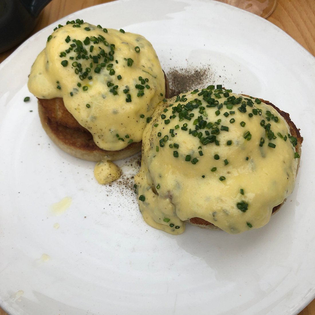 Crab Benedict