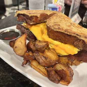 North Street Grille D E.C.B.L.T. Price