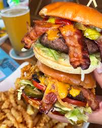 BACON CHEESEBURGER