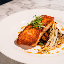 Honey Sriracha Glazed Salmon