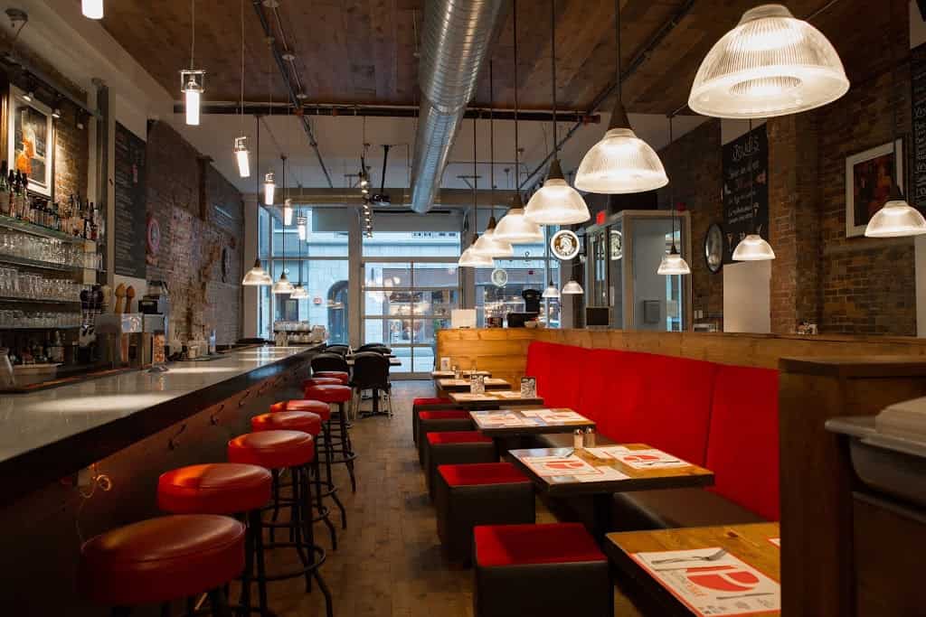 Restaurant Poutineville Saint-Roch