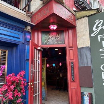 Cafe Gia