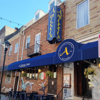 Amicci's