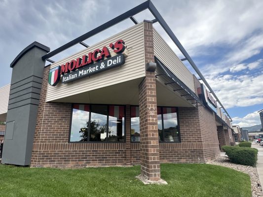 Mollica’s Italian Market and Deli