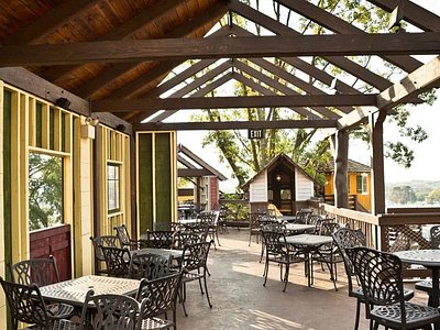 Valentino’s Cafe