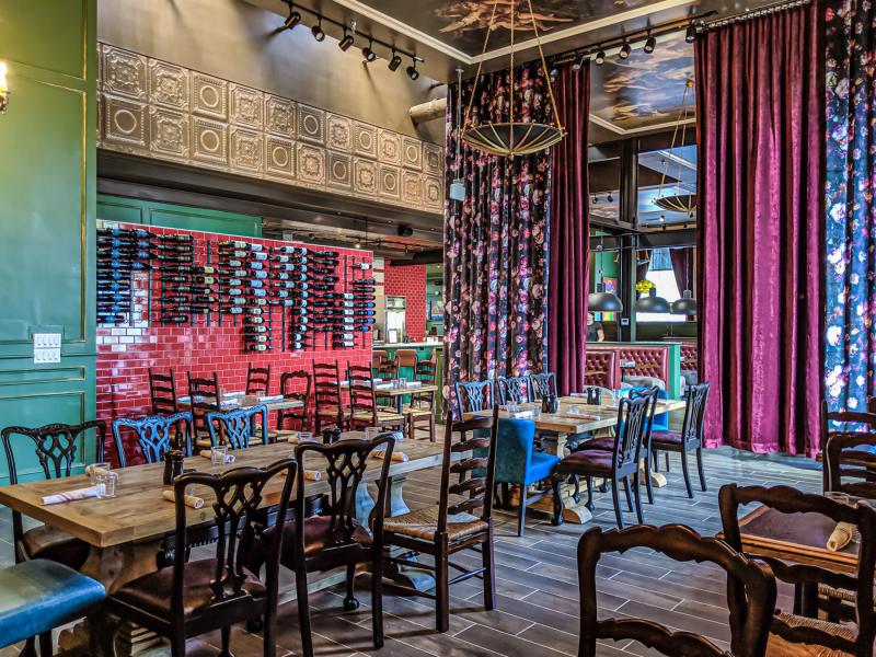 Mia's Italian Kitchen