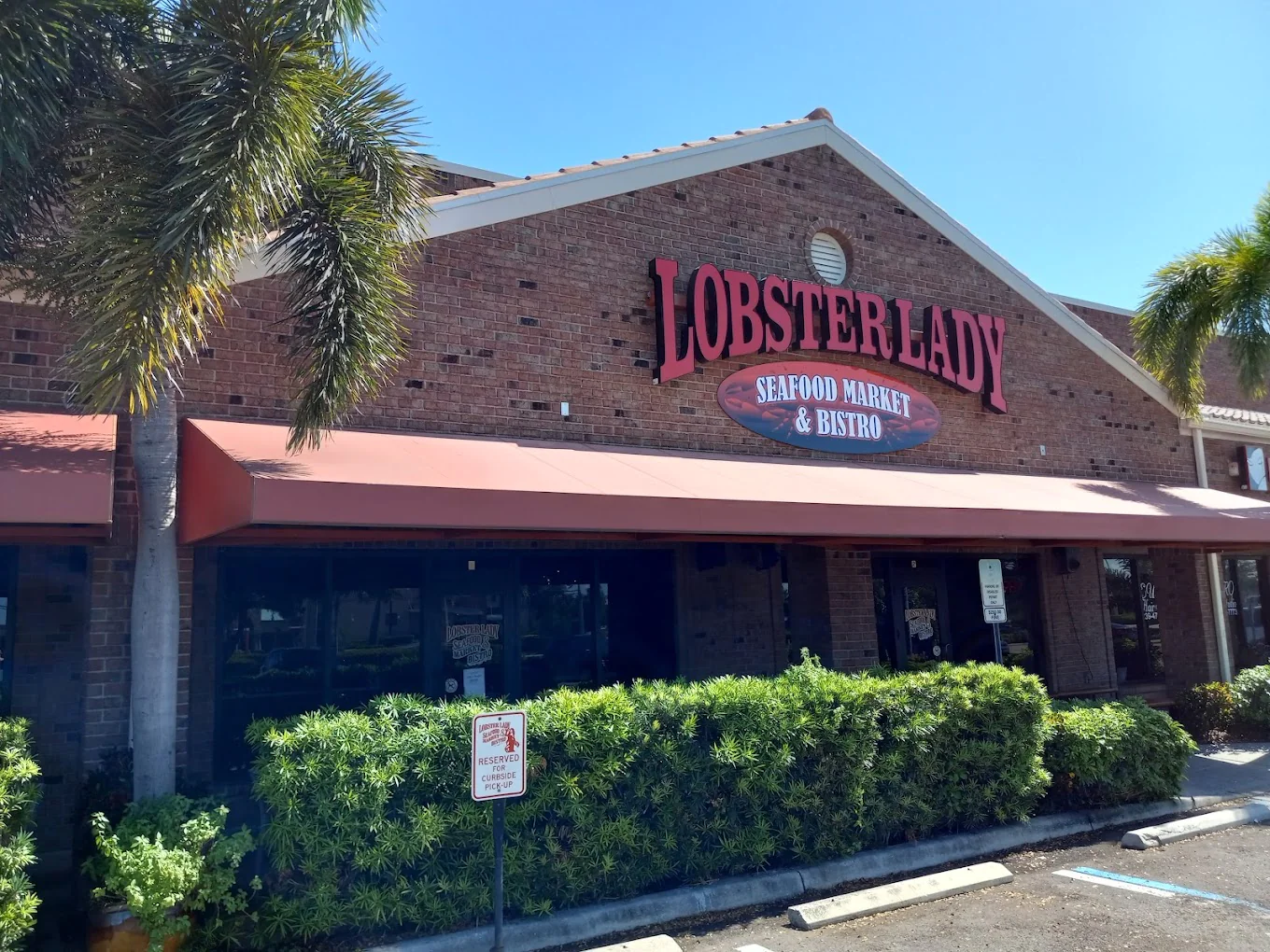 Lobster Lady Seafood Market & Bistro