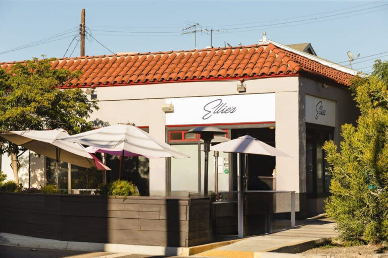 Ellie's