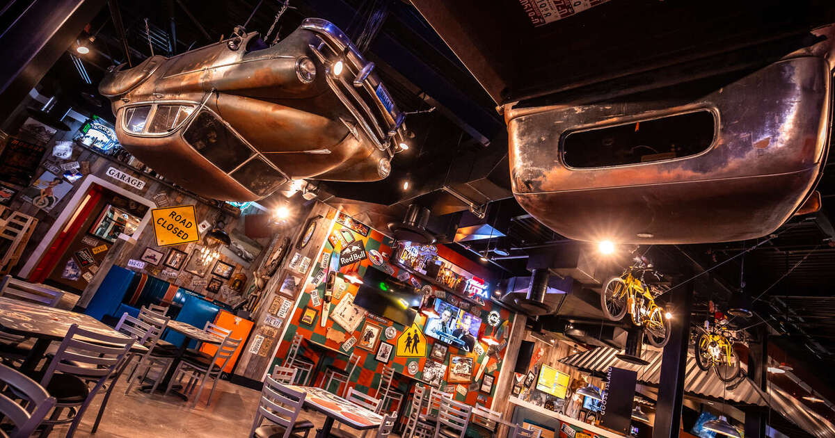 Sickies Garage Burgers & Brews