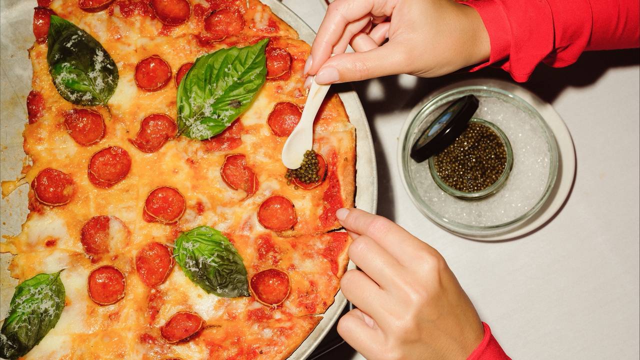 Drake’s Hollywood signature dishes Ozzy's Pizza, Milo's Lobster Pasta, Parmesan Crusted Snapper, Jumbo Lump Crab Cake.