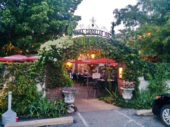 Mama Carolla's