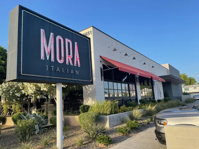 Mora Italiano
