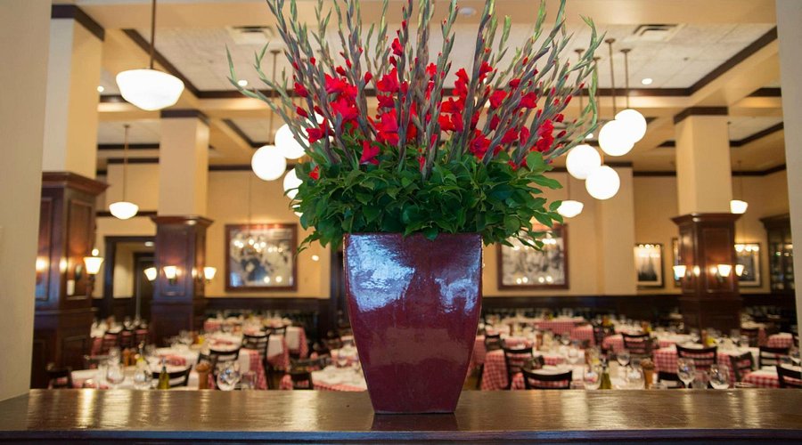 Maggiano's Little Italy