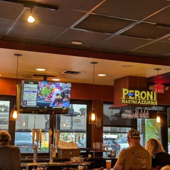 Anthony’s Coal Fired Pizza & Wings
