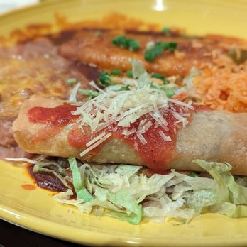 El Cholo signature dishes Enchiladas SuizaTwo Cheese Enchiladas Taquitos﻿﻿﻿