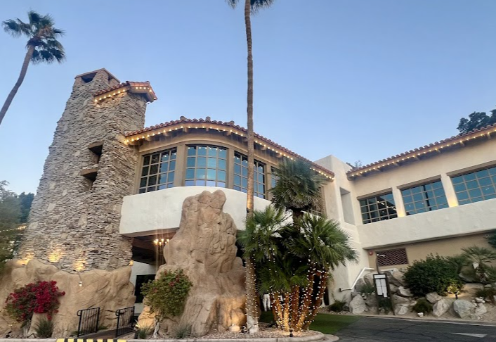 La Quinta Cliffhouse