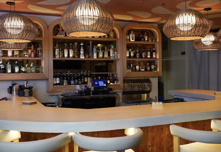 Lola's At The Cove Restaurant and Bar