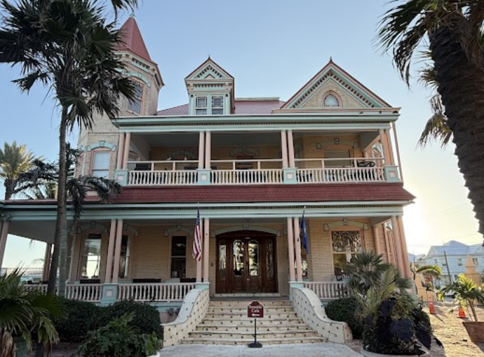 Seaside Cafe at the Mansion