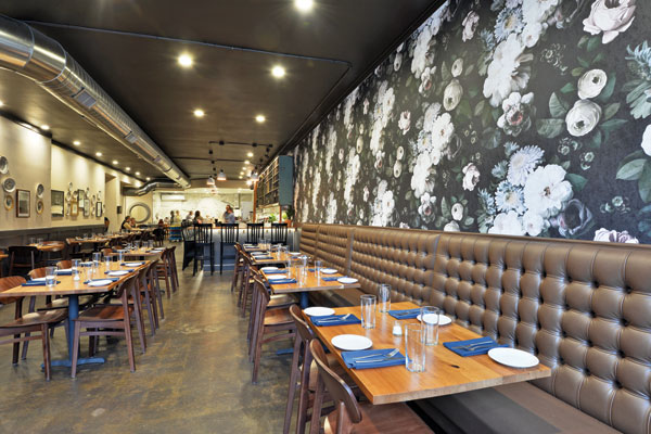 Louie Restaurant STL