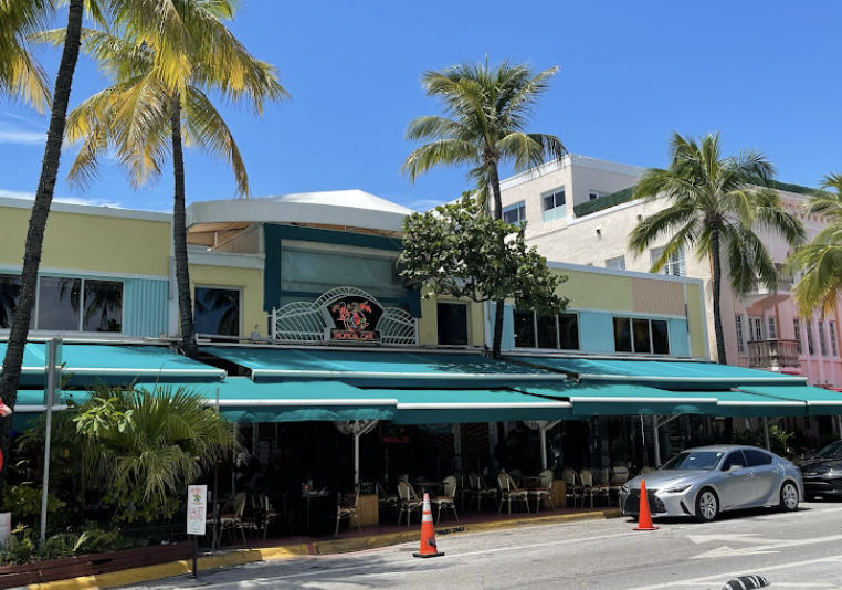 Mango’s Tropical Café