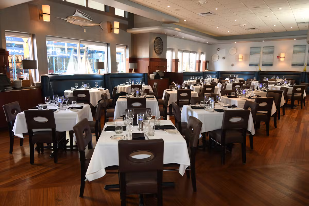 The Oceanaire Seafood Room