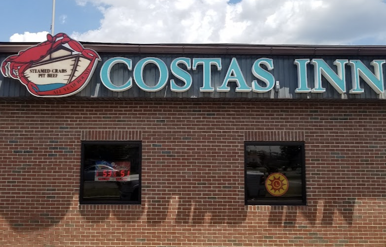 Costas Inn