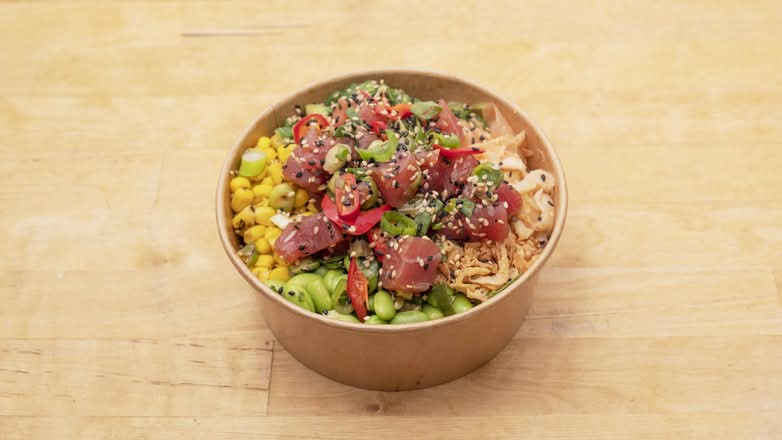 The Seafood Shack signature dishes Spicy Jerk Marinated Chicken Wings
Steamed Mussels & Clam Combo
Ahi Tuna Poke