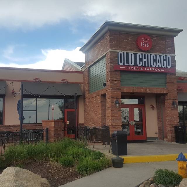 Old Chicago Pizza + Taproom