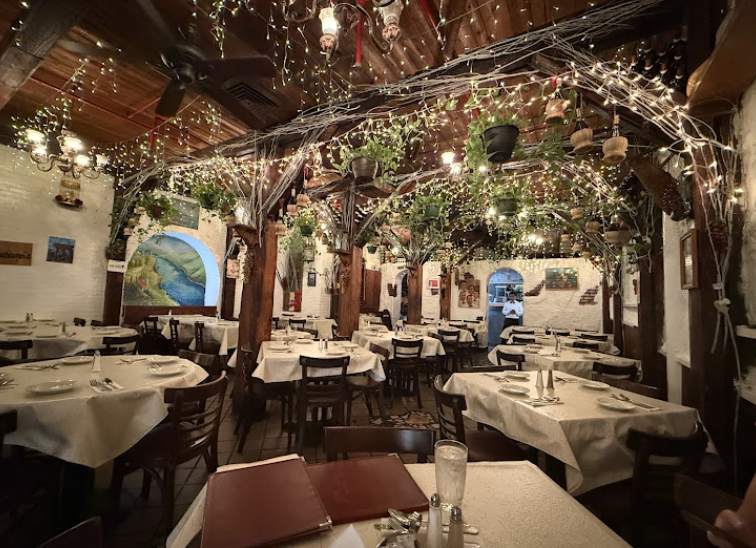 Paesano of Mulberry Street