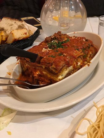 Carmine’s Italian Restaurant signature dishes Chicken Parmigiana
Chicken Marsala
Lasagna
