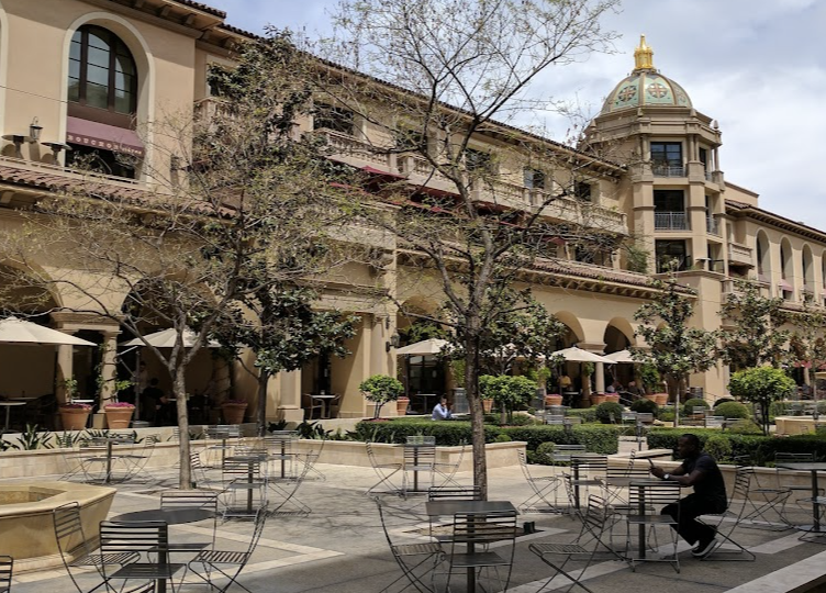 Bouchon Bistro