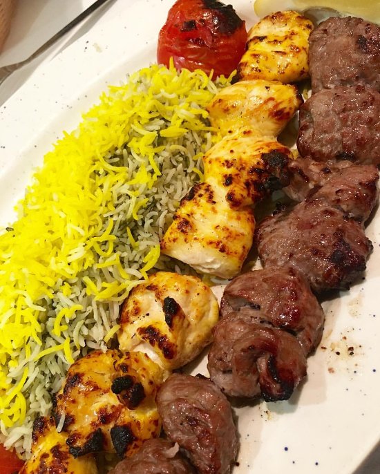 Noon O Kabab signature dishes Beef Koubideh
Joujeh Kabab
Chenjeh Kabab