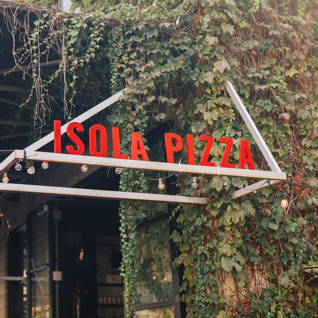 Isola Pizza Bar