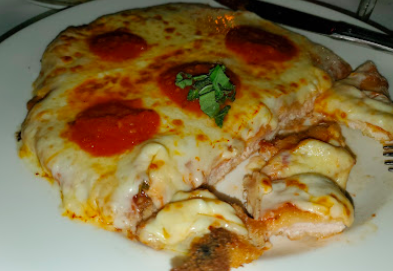 Il Mulino signature dishes Pollo Alla Parmigiana
Rigatoni alla Bolognese
Spaghetti al Pomodoro