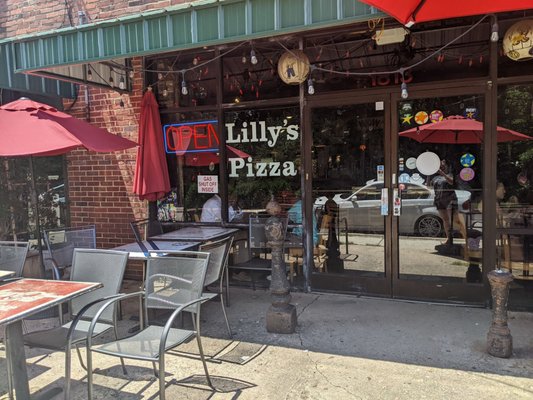 Lilly's Pizza