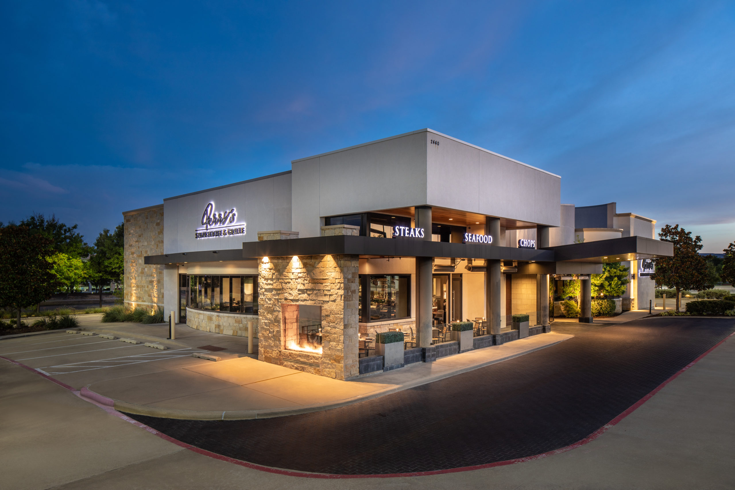Perry's Steakhouse & Grille
