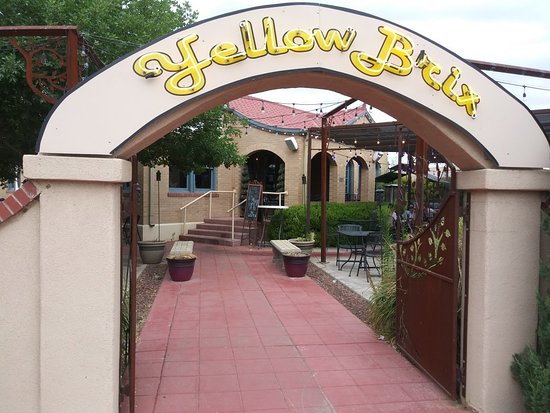 YellowBrix Restaurant
