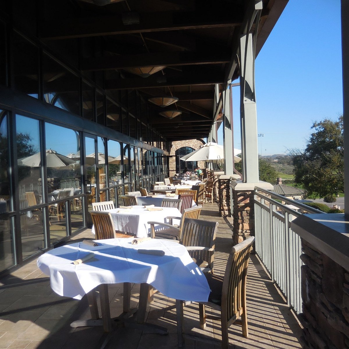 Canyons Restaurant at The Crossings