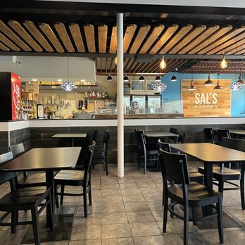 Sal's Bistro