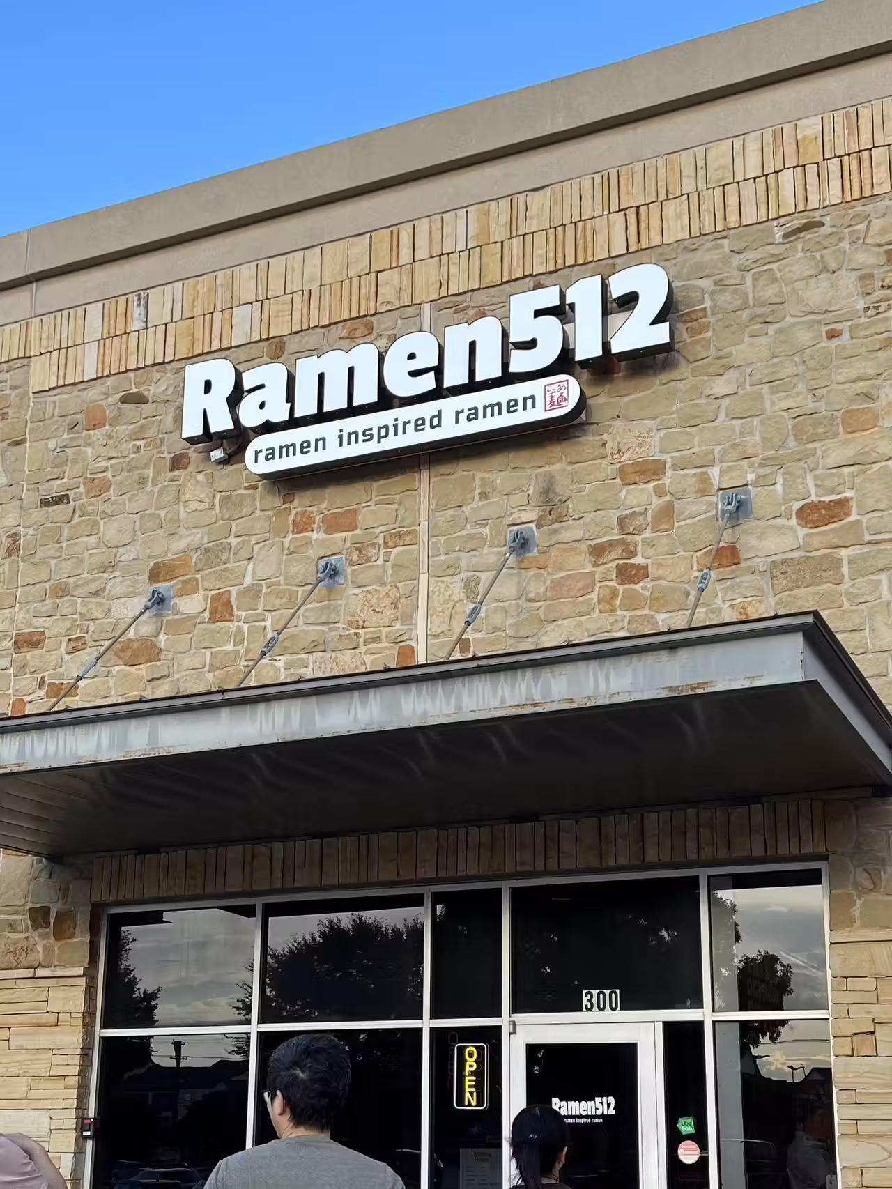 Ramen512