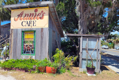 Annie's Café