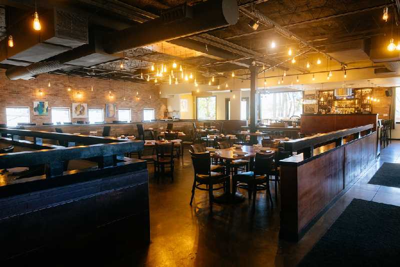 Farina Alto Pizzeria & Wine Bar