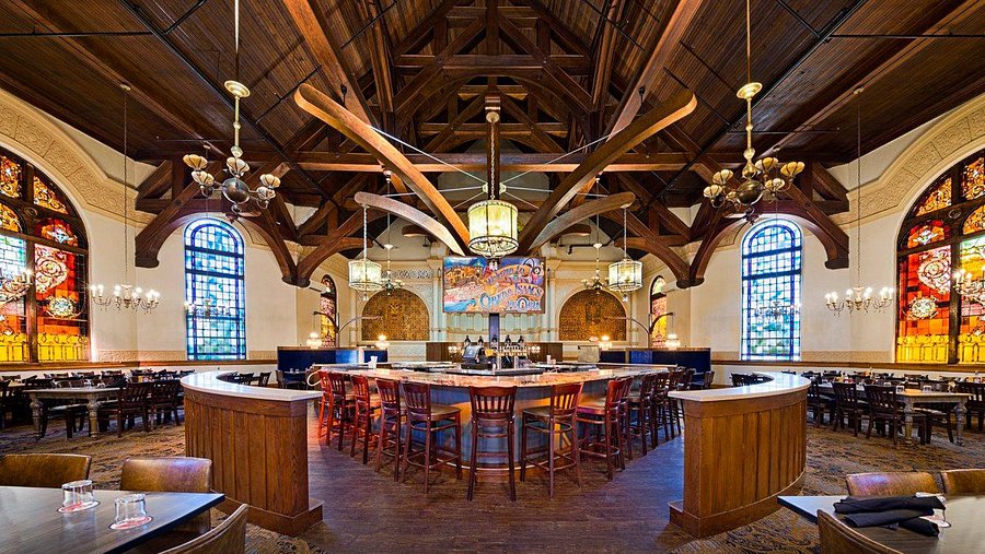 Obed and Isaac’s Microbrewery and Eatery